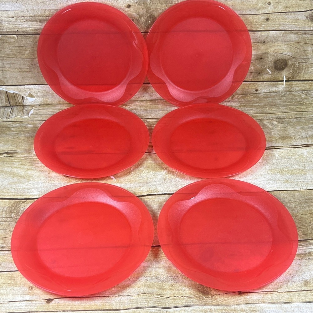 Tupperware  Luncheon Dessert  Plates Open House RED  8 in Set of 6